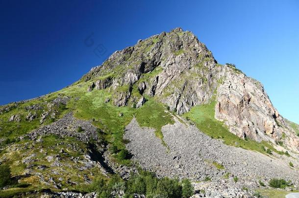 山山峰采用挪威