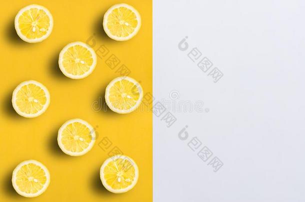 柠檬一学期向分裂颜色,黄色的和白色的背景