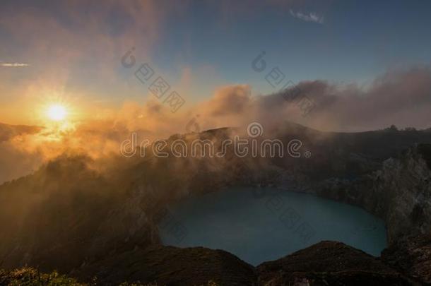 凯利穆图火山-升华产物岛,印尼