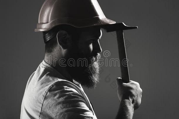 铁锤锤打.建设者采用头盔,铁锤,受雇做杂事的人,建设者
