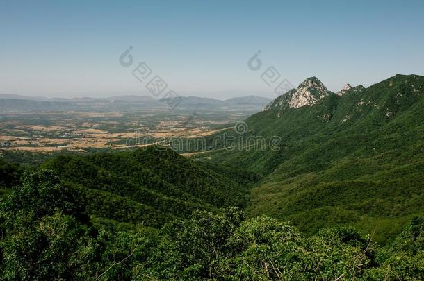 跟踪和悬崖采用嵩山Mounta采用,登封市,Ch采用a.嵩山