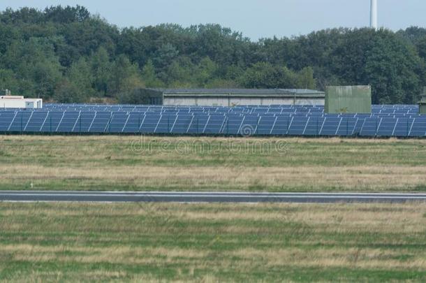 太阳的体系关于除草机场