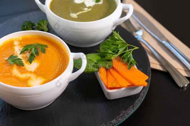 保龄球关于美味的美食家新鲜的蔬菜汤