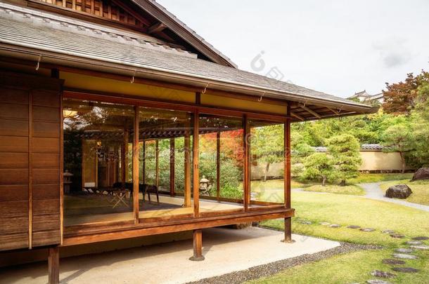 茶水树花园房屋在可可芋头-N字花园采用姬路,日语.