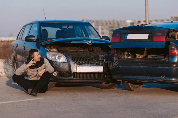 汽车<strong>碰撞碰撞</strong>采用都市的大街