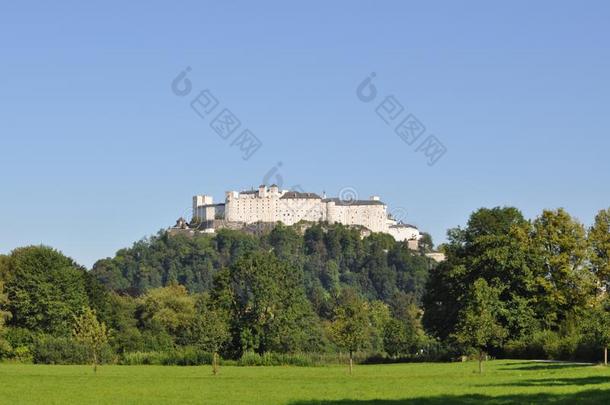 堡垒霍汉萨尔茨堡,英语字母表的第13个字母Ã¶恩切斯伯格,萨尔茨保,奥地利