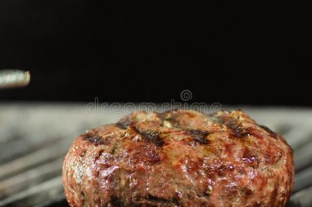 烤的汉堡包肉片牛肉切碎肉小馅饼