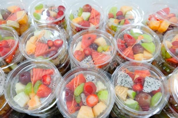 ThaiAirwaysInternational泰航国际成果采用清楚的塑料制品盒为自助餐