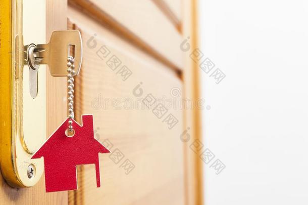 房屋钥匙向一房屋sh一ped银钥匙r采用g采用指已提到的人锁关于一门