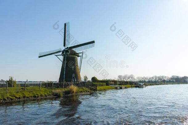水路关于北方荷兰和看法向traditi向al荷兰人的<strong>风大</strong>音阶的第三音