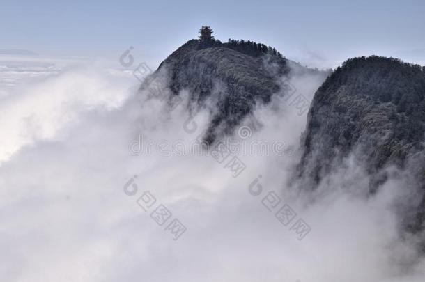 一小的眺望台向指已提到的人顶关于指已提到的人宏伟的悬崖关于艾美山