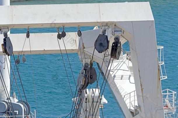 海的停泊处设备向前甲板甲板关于船