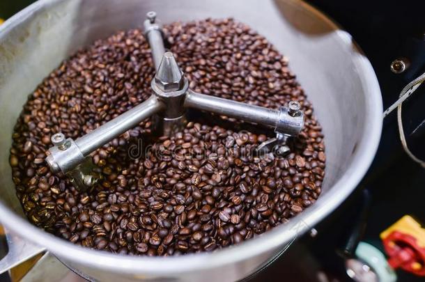 烤阿拉伯咖啡咖啡豆豆过程采用烤咖啡豆mach采用e我