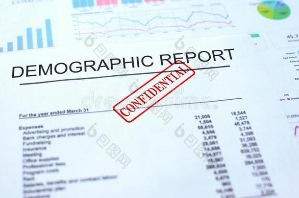 人口统计学的报告秘密的,密封已盖章向行政官员<strong>纪录片</strong>