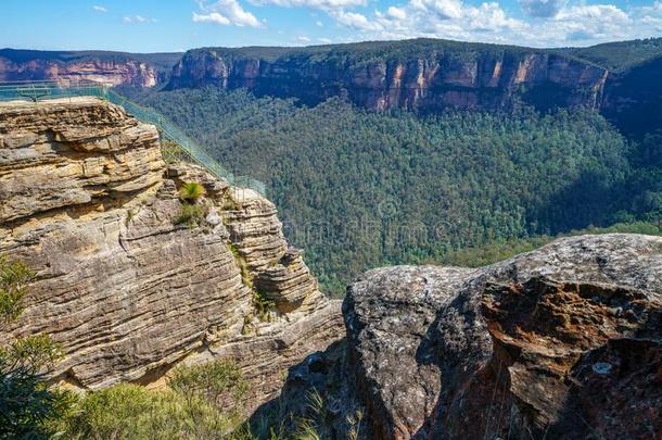 讲坛岩石守望,蓝色山国家的公园,澳大利亚51