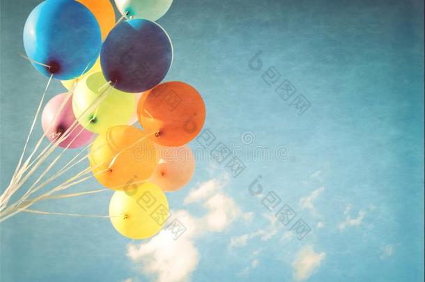 富有色彩的气球已完成的和一制动火箭滤波器一ndp一per质地字母f