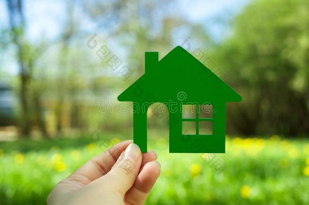 economy经济nomy经济房屋观念,手佃户租种的土地绿色的economy经济房屋偶像采用自然