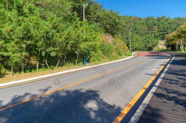 指已提到的人风景关于大连临海的路采用晚的夏