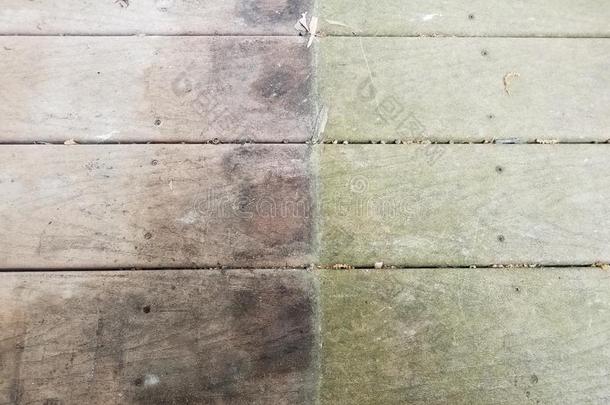 脱色的或w或n或风化的木材甲板板和水藻