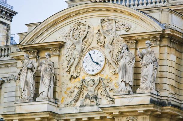 南方建筑物的正面关于指已提到的人卢森堡公国宫采用巴黎,法国