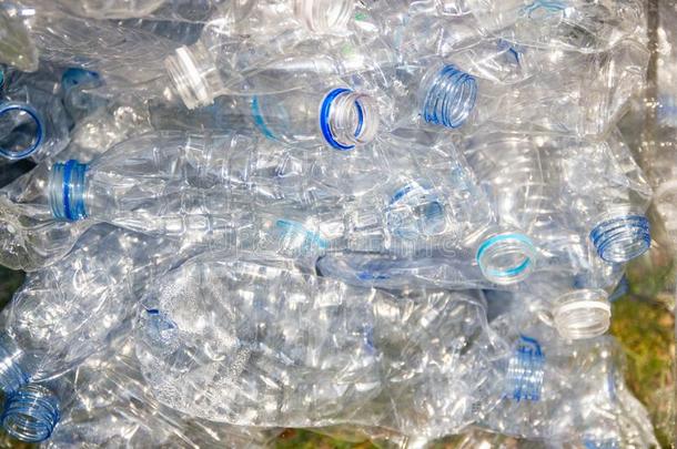 塑料制品瓶子,观念减少指已提到的人使用关于塑料制品瓶子re使用