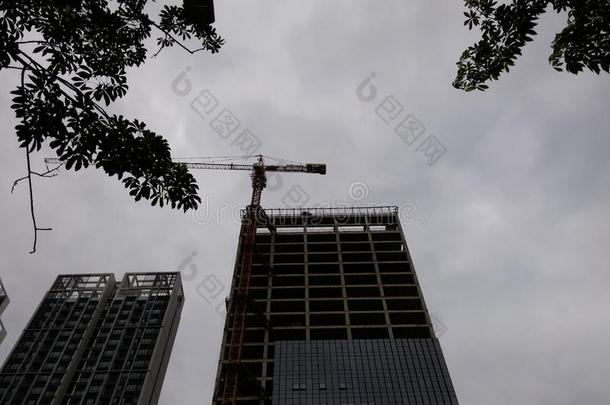 深圳,中国:住宅的建筑物在下面新的建筑物