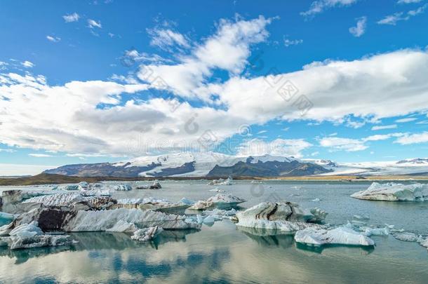 冰山在乔库萨隆冰河环礁湖,冰岛