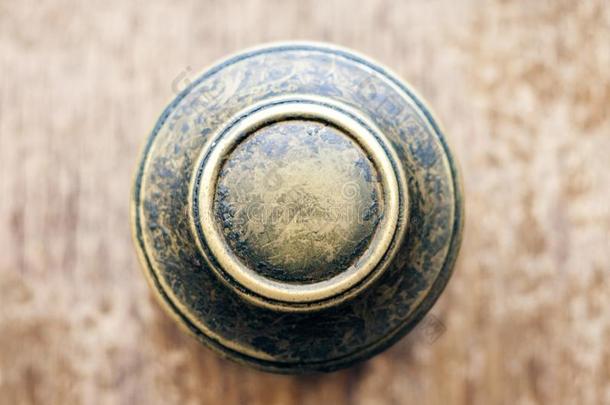 外部酿酒的门手感和一青铜完成向一木制的France法国