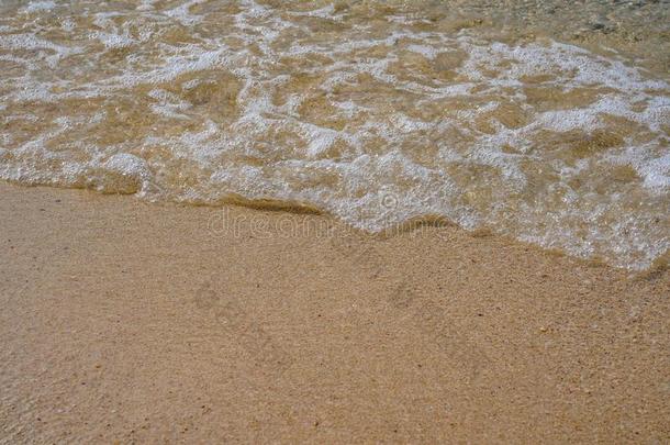 软的波浪关于蓝色洋向沙的海滩背景和白色的声音资<strong>源文件</strong>。