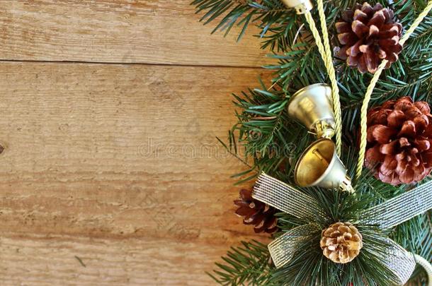 圣诞节装饰-树枝关于松类的树和德可拉