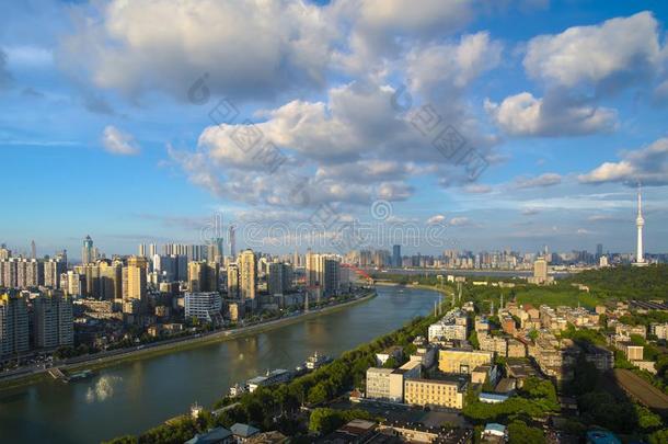 武汉美丽的城市风景采用夏