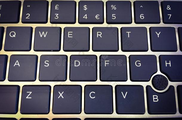 与英文打字机键盘一样的键盘