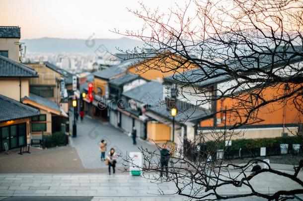 日本人老的大街采用京都,黑色亮漆