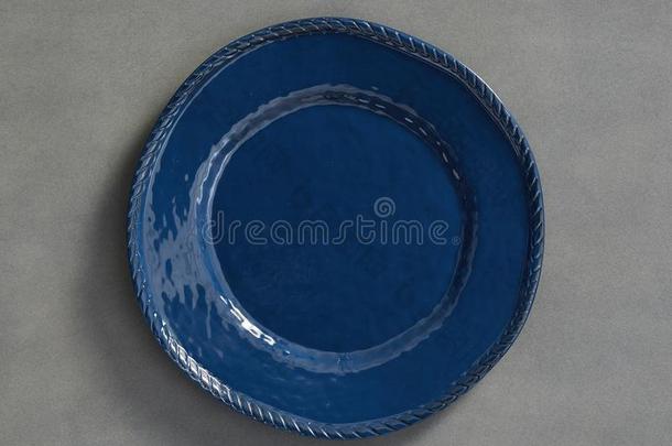 蓝色简单的现代的颜色盘子-简单的草图整套的餐具学院