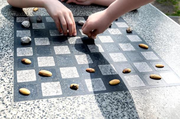 棋盘为棋或outdo或西洋跳棋采用指已提到的人公园