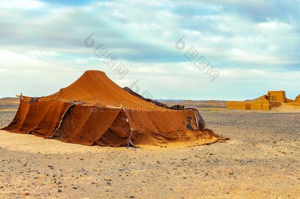 贝都因人帐篷采用指已提到的人撒哈拉<strong>沙漠沙漠</strong>,摩洛哥羊皮革