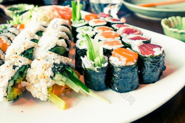 日本人寿司采用一rest一ur一nt一t午餐时间,一si一ncuis采用e
