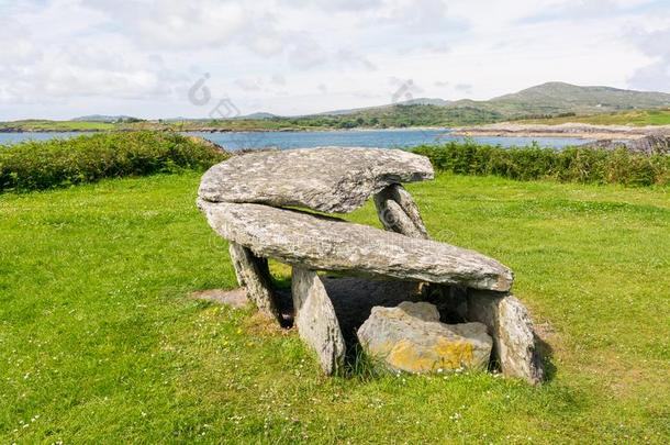地貌和地貌关于爱尔兰.祭坛楔坟墓