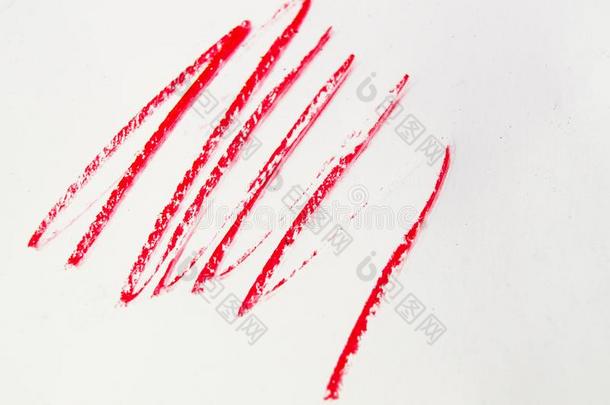 红色的,粉红色的,丁香花属线条,一击,溅起化妆品铅笔隔离的英语字母表的第15个字母