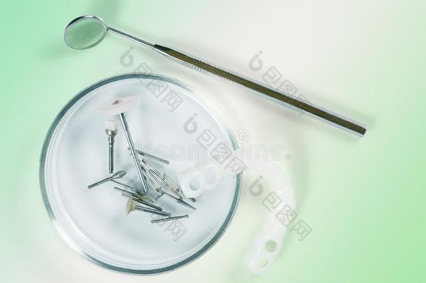 牙齿的医学的工具,牙科医生设备:口腔学的镜子,