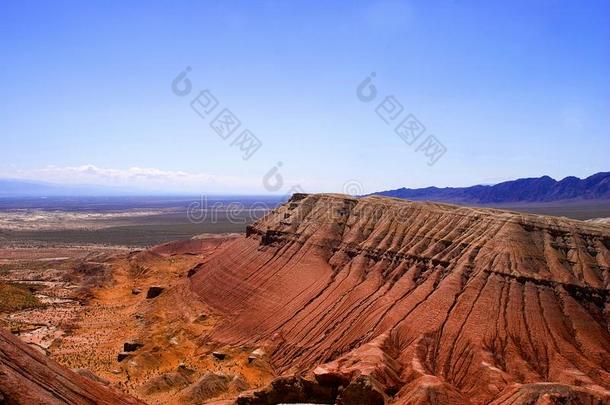 古生物学山.红色的山,砂岩.指已提到的人看法France法国