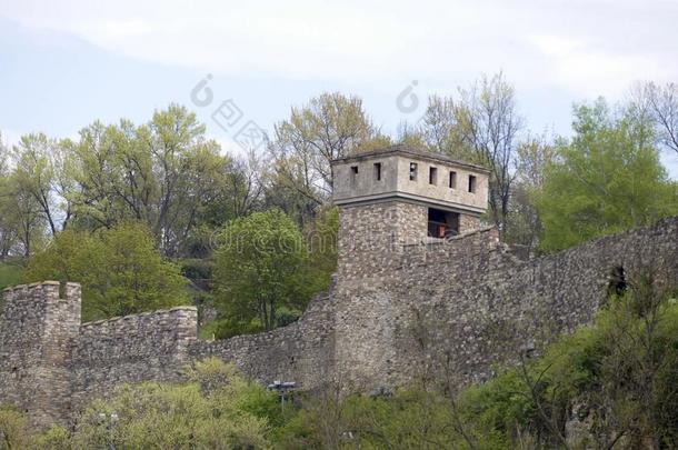 中古的墙和毁坏关于指已提到的人堡垒tsarevets公司