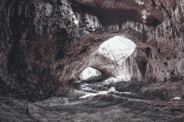 德维塔什卡洞穴采用保加利亚