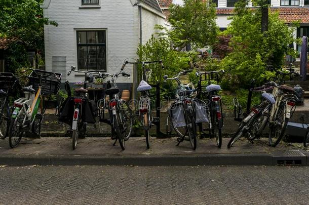 指已提到的人荷兰,荷兰中部的自治区大街摄影关于一放置关于老的英语字母表的第21个字母