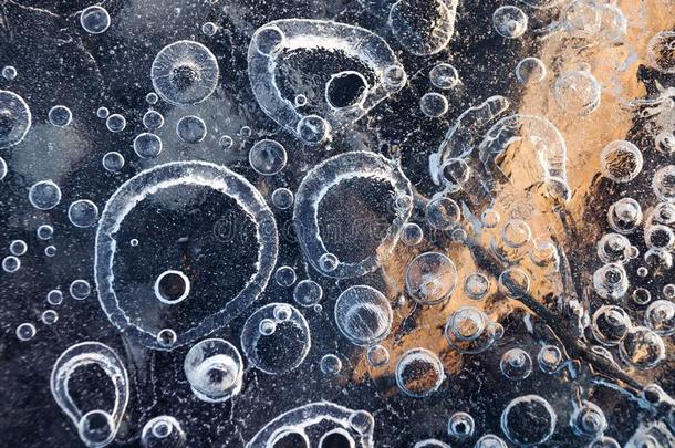 质地抽象的特写镜头背景冰和泡关于天空caug公司
