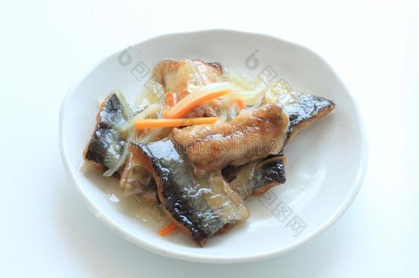 亚洲人食物,把浸泡于腌泡汁中深的喝醉了的和平的刀<strong>鱼</strong>
