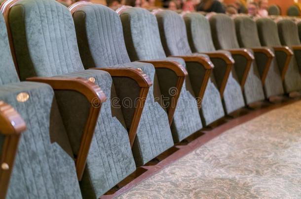 扶手椅剧场.古典的剧场席位深的