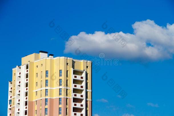 新的块关于现代的房间和阳台和蓝色天采用Thailand泰国
