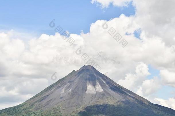 阿雷纳尔火山湖公园采用肋反向免疫细胞粘着中央的ame反向免疫细胞粘着