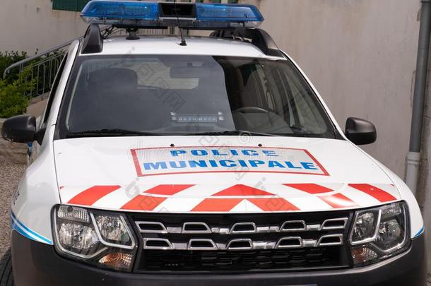 关在上面向法国的警察部门关于城市符号向汽车,警察部门市政府